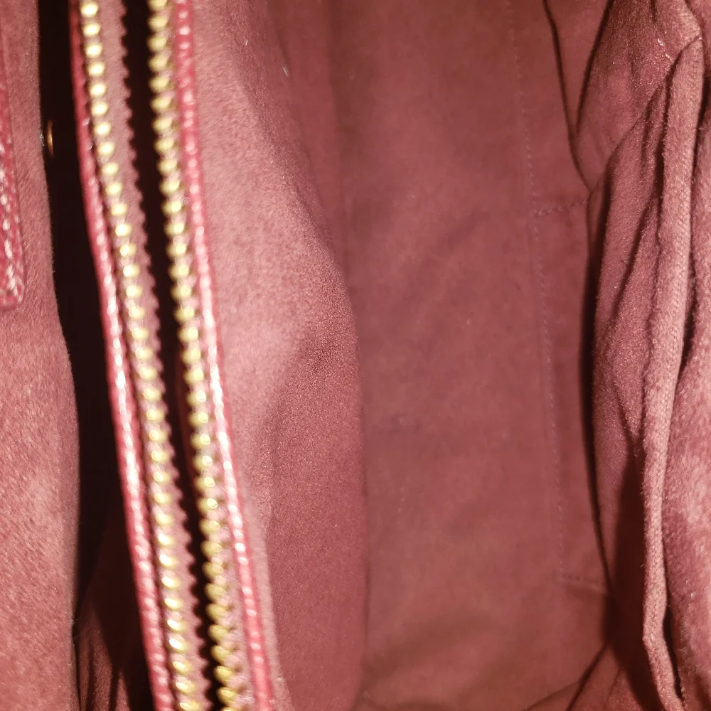 Coach - Picture 7 of 7